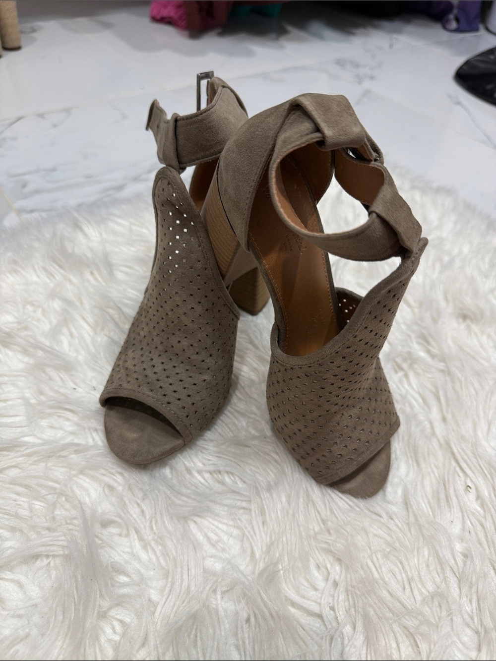 Universal Thread Taupe Suede Peep-Toe Block Heel Sandals